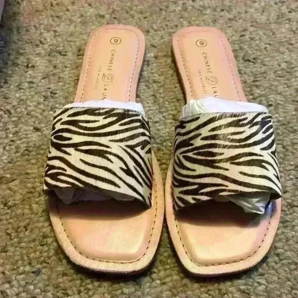 NIB Chinese Laundry sandals- size 9 - Picture 1 of 7